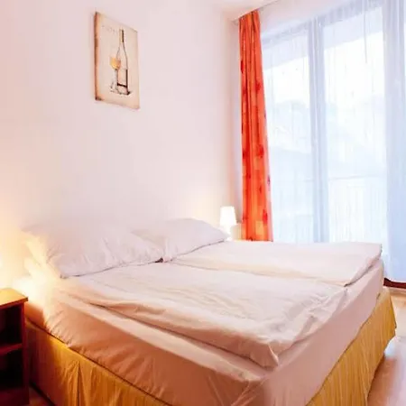Agape Aparthotel 4*